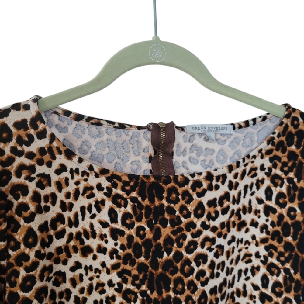 Green Envelope Leopard Print Bell Sleeve Top Large Boho Chic Baddie - Picture 9 of 12